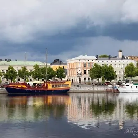 90m2 On Pedestrian Street On Floor, Penthouse Suite, Great View! Incl Linen And Pori