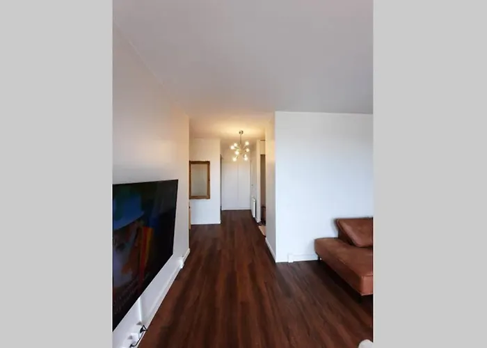 90m2 On Pedestrian Street On Floor, Penthouse Suite, Great View! Incl Linen And بوري