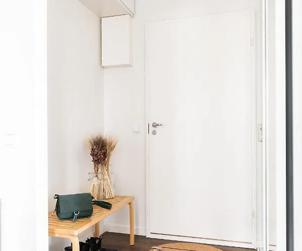 90m2 On Pedestrian Street On Floor, Penthouse Suite, Great View! Incl Linen And بوري