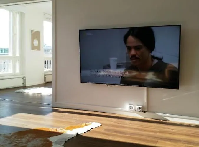 90m2 On Pedestrian Street On Floor, Penthouse Suite, Great View! Incl Linen And شقة